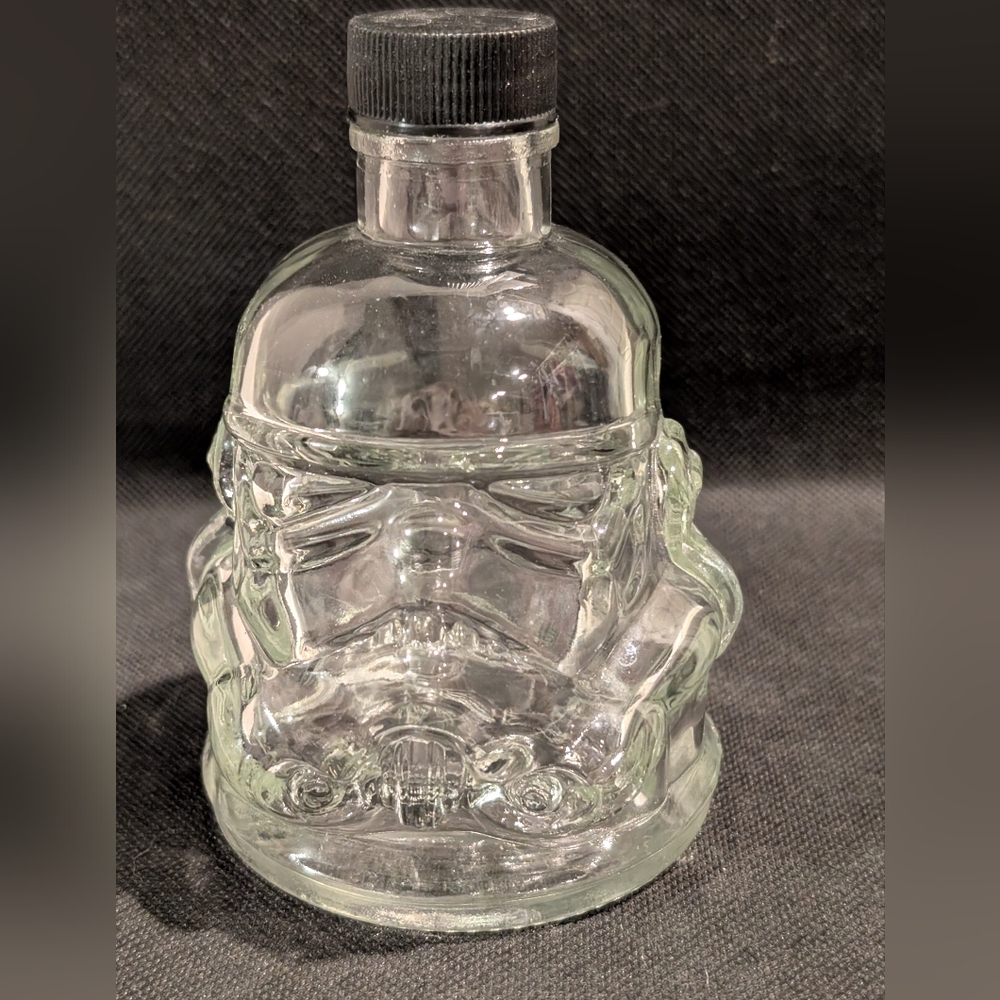 Official Star Wars Original Stormtrooper Helmet Whisky Brandy Decanter 300ml